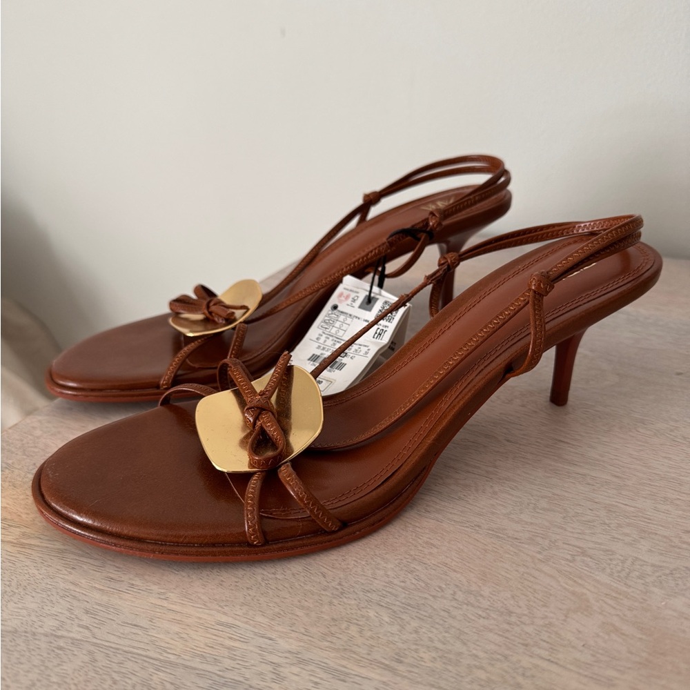 Zara Tan Sandals with Gold Detail size 9 US